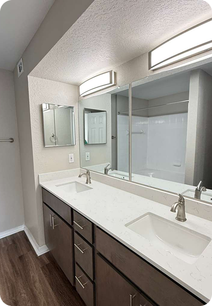 WhatsApp Image 2025-11-18 at 19.49.00 (1)